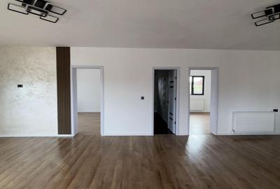 Casă individuală cu 3 camere cu Canalizare în Stâlpu - 5