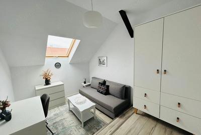 Apartament cu 4 camere decomandat în Bălcescu
