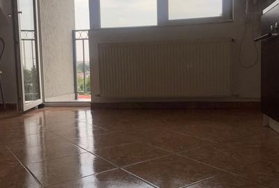 Apartament cu 2 camere decomandat în Rahova - 2