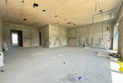 Apartament cu 3 camere semidecomandat în Europa - 2
