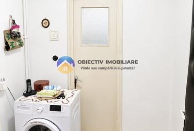 Apartament cu 3 camere semidecomandat în Dărmănești