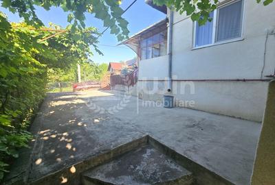 Casă individuală cu 3 camere cu Canalizare în Dâmbul Rotund - 1