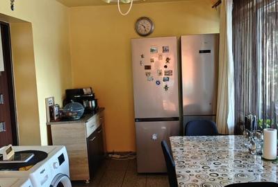 Casă cu 3 camere în Central