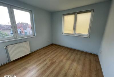 Casă cu 4 camere cu Teren 130 Mp în Terezian - 10