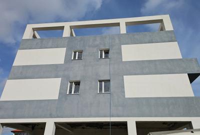 Apartament cu 2 camere decomandat în Kamsas - 1