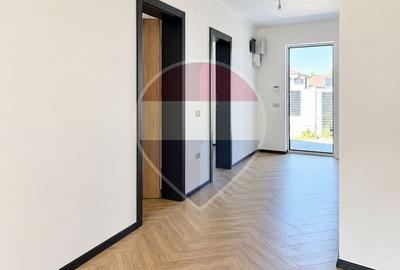 Casă cu 4 camere în Central