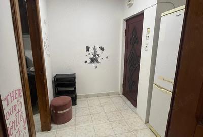Apartament cu 2 camere semidecomandat în Micro 9 - 2