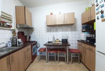 Apartament cu 4 camere în Central - 7