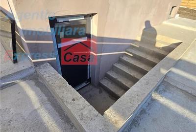 Casă cu 4 camere cu Teren 500 Mp în Dumești - 17