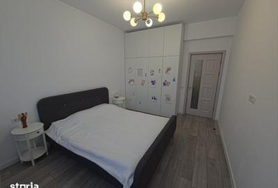 Casă cu 4 camere cu Teren 160 Mp în Palazu Mare - 1