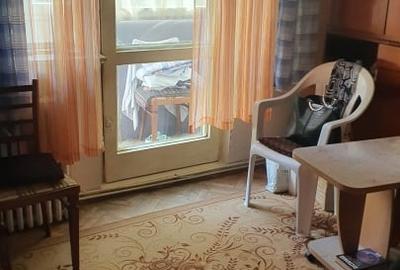 Apartament cu 3 camere decomandat, mobilat în Grigorescu