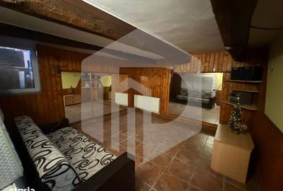 Casă cu 7 camere cu Teren 300 Mp în Central - 2