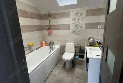 Casă cu 3 camere cu Teren 340 Mp în Central