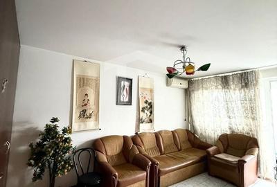 Apartament cu 3 camere în Pantelimon