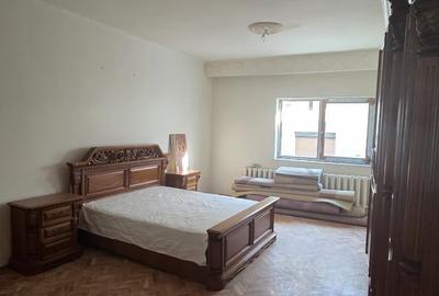 Casă individuală cu 8 camere cu Canalizare în Păulești - 10