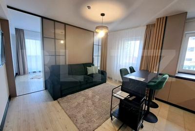 Apartament cu 2 camere semidecomandat, mobilat în Tractorul - 1