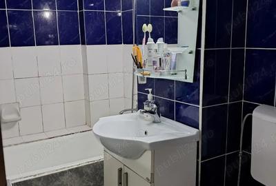 Apartament cu 4 camere în Traian - 9