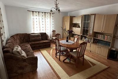Casă cu 4 camere în Șimian - 5