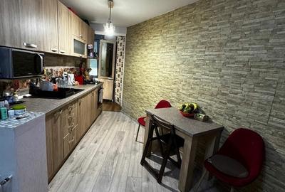 Apartament cu 2 camere decomandat în Dumbrava 2 - 5