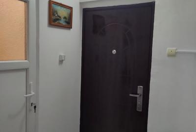 Garsonieră semidecomandată în Aeroport - 4