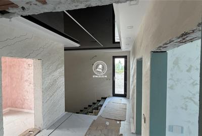 Casă cu 6 camere decomandat cu Teren 750 Mp în Aroneanu