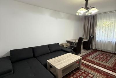 Apartament cu 2 camere decomandat în Zorilor