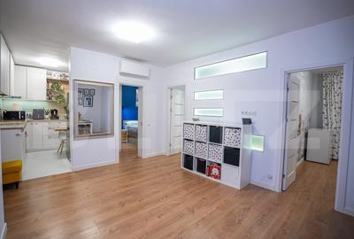 Apartament cu 4 camere decomandat, mobilat în Iris