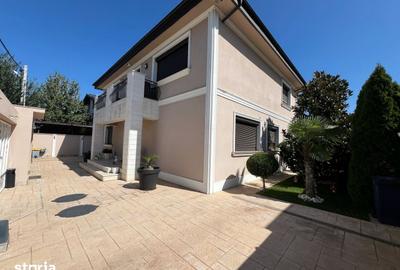 Casă cu 6 camere cu Teren 410 Mp în Central