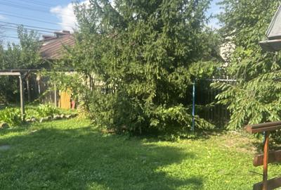 Casă cu 8 camere cu Teren 1300 Mp în Poiana