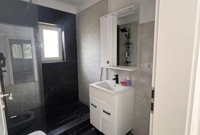 Casă cu 4 camere cu Teren 1400 Mp în Moșnița Nouă