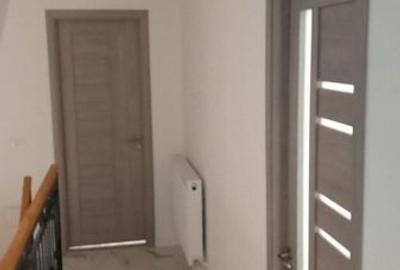 Casă cu 4 camere cu Teren 100 Mp în Vitan - 3