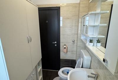 Apartament cu 2 camere semidecomandat în Central