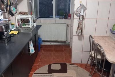 Apartament cu 4 camere în Central - 1