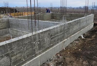 Casă cu 4 camere în Târgu Frumos