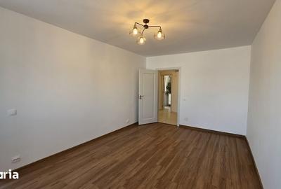 Apartament cu 4 camere în Tineretului