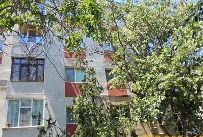 Apartament cu 2 camere în Casa de Cultură