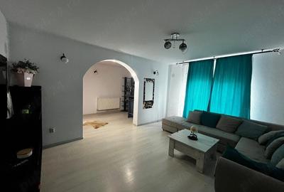 Casă cu 3 camere cu Teren 1285 Mp în Central