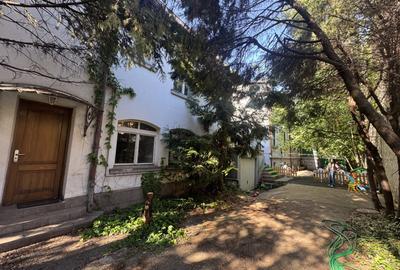 Casă individuală cu 12 camere cu Canalizare în Grădina Icoanei - 22