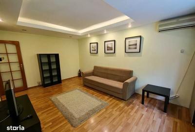 Apartament cu 3 camere decomandat în Popa Șapcă