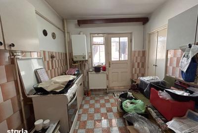 Apartament cu 2 camere decomandat în Ultracentral