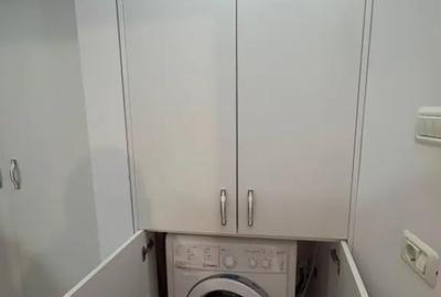 Apartament cu 2 camere decomandat în Rovine