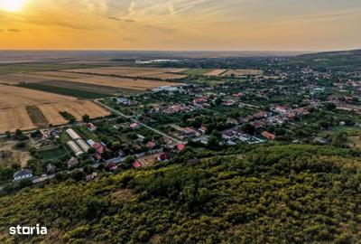 Teren de 1150 mp, în Miniș