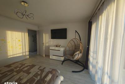 Casă cu 4 camere cu Teren 365 Mp în Florești