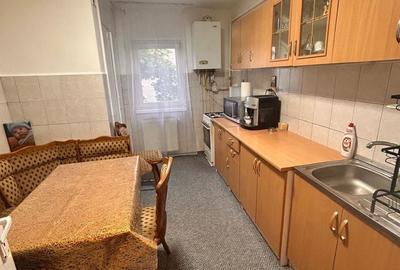 Apartament cu 3 camere decomandat în Central - 4