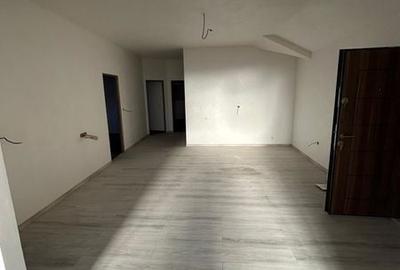 Apartament cu 4 camere în Decebal - 2