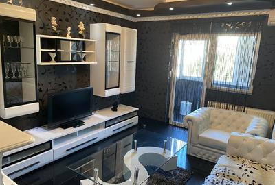Apartament cu 2 camere decomandat, mobilat în Ștrand