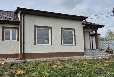 Casă cu Teren 525 Mp în Mihail Kogălniceanu
