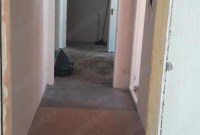 Apartament cu 2 camere decomandat în Micro 11 - 2