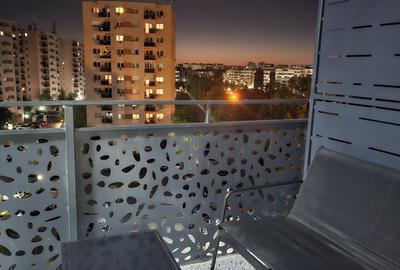 Apartament cu 2 camere decomandat în Titan