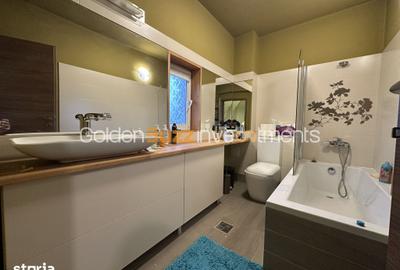 Casă cu 5 camere cu Teren 151 Mp în Central